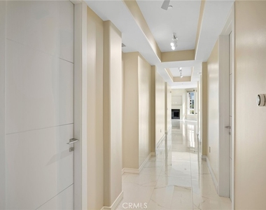 519 Caruso - Photo Thumbnail 4