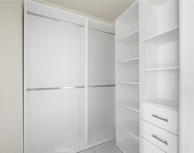 519 Caruso - Photo Thumbnail 29