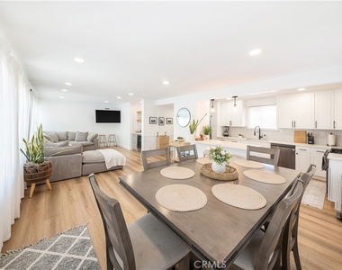 13120 Purche Avenue - Photo Thumbnail 2