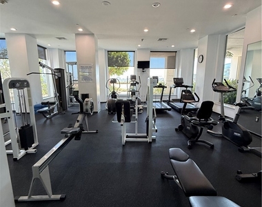 525 E Seaside - Photo Thumbnail 31