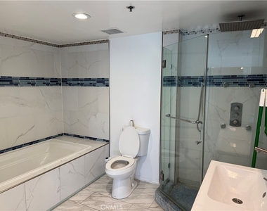 525 E Seaside - Photo Thumbnail 10