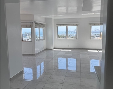 525 E Seaside - Photo Thumbnail 3