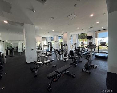 525 E Seaside - Photo Thumbnail 35