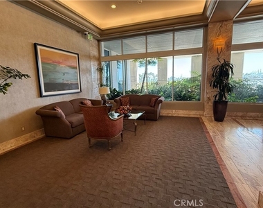 525 E Seaside - Photo Thumbnail 28