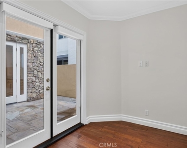 207 18th Street - Photo Thumbnail 19