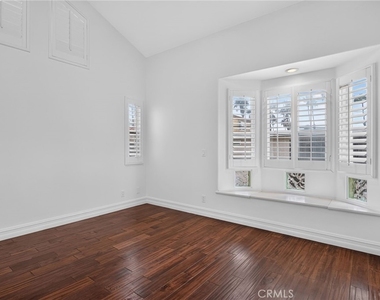 207 18th Street - Photo Thumbnail 32