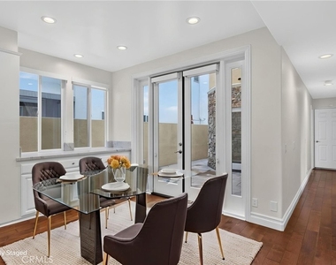 207 18th Street - Photo Thumbnail 13