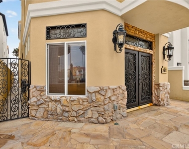207 18th Street - Photo Thumbnail 49