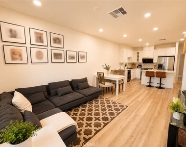 2622 Glamis Court - Photo Thumbnail 1
