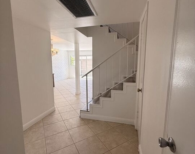 18110 Killllion Street - Photo Thumbnail 10