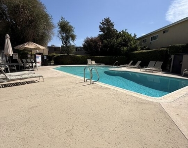 18110 Killllion Street - Photo Thumbnail 31