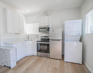 7044 Garden Grove Avenue - Photo Thumbnail 30
