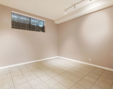 21820 Marylee Street - Photo Thumbnail 42