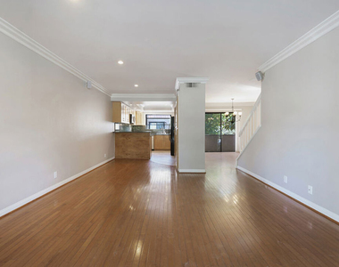 21820 Marylee Street - Photo Thumbnail 19