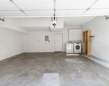 21820 Marylee Street - Photo Thumbnail 45