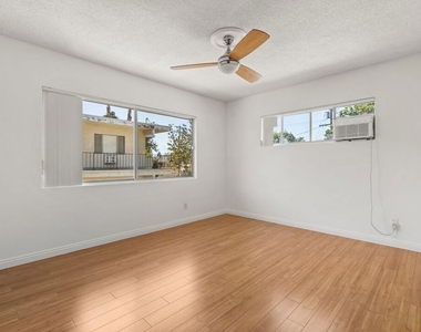 50 S Meridith Ave - Photo Thumbnail 11