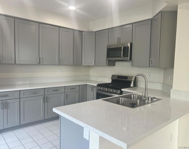 2177 Lago Ventana - Photo Thumbnail 4