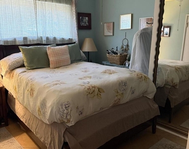 1869 Patricia Avenue - Photo Thumbnail 11
