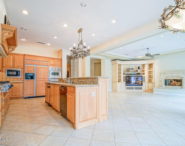 2822 Rainfield Avenue - Photo Thumbnail 18