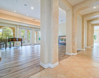 2822 Rainfield Avenue - Photo Thumbnail 10