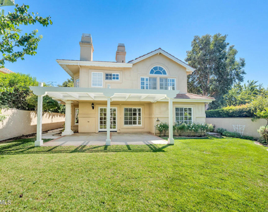 1753 Saint Andrews Place - Photo Thumbnail 24