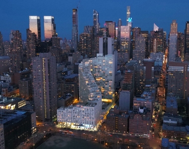 550 West 54th Street - Photo Thumbnail 27