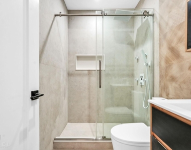 257a Tompkins Ave - Photo Thumbnail 10