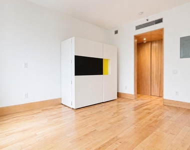 118 West 132nd Street - Photo Thumbnail 2