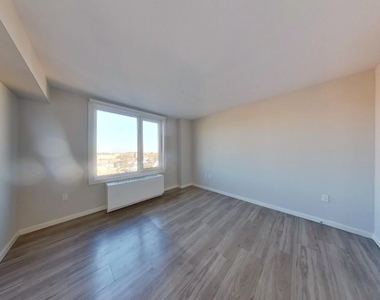 178-02 Hillside Avenue - Photo Thumbnail 6