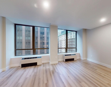 Wall Street - Photo Thumbnail 1