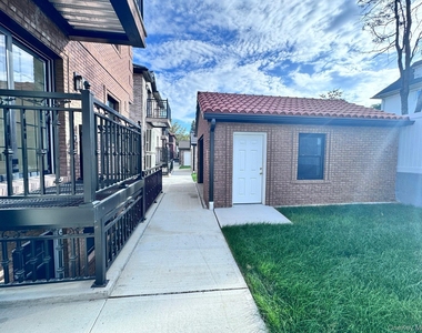 38-24 215th Street - Photo Thumbnail 18