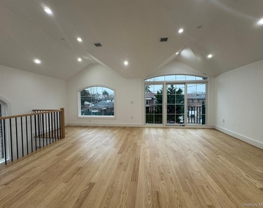 38-24 215th Street - Photo Thumbnail 22