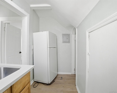 406 South 3rd Avenue - Photo Thumbnail 28