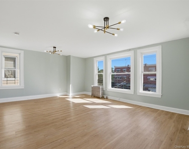 406 South 3rd Avenue - Photo Thumbnail 7