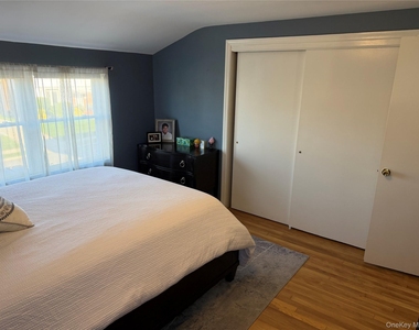 222 Colonial Avenue - Photo Thumbnail 15