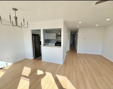 1515 209th Street - Photo Thumbnail 3
