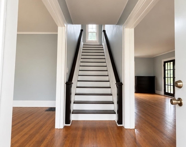 534 Elm Street - Photo Thumbnail 2