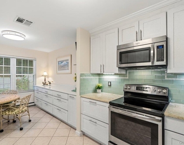 21 Revere Drive - Photo Thumbnail 10