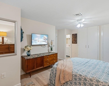 21 Revere Drive - Photo Thumbnail 20