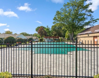 21 Revere Drive - Photo Thumbnail 31