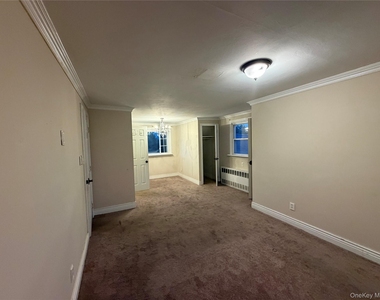 18 Alexander Avenue - Photo Thumbnail 23