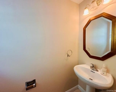 51 Winding Ridge Road - Photo Thumbnail 11