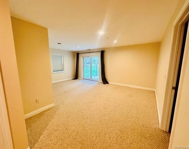 51 Winding Ridge Road - Photo Thumbnail 13