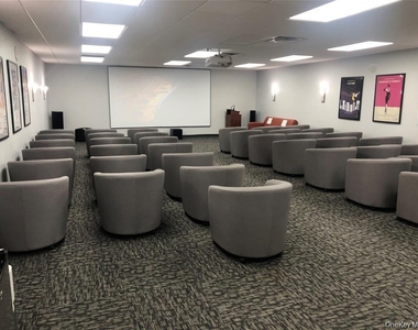2 Bay Club Drive - Photo Thumbnail 2
