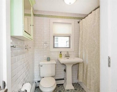 96 Coronado Street - Photo Thumbnail 10