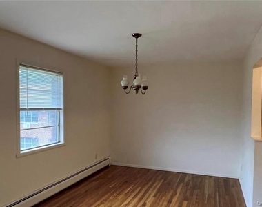 65 Curie Road - Photo Thumbnail 3