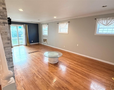 212 Ethel Street - Photo Thumbnail 4