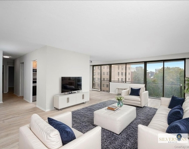 15 Stewart Place - Photo Thumbnail 9