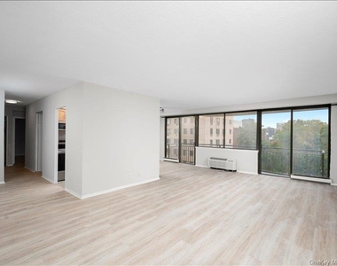 15 Stewart Place - Photo Thumbnail 7