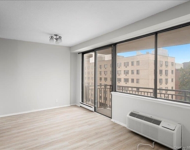 15 Stewart Place - Photo Thumbnail 13